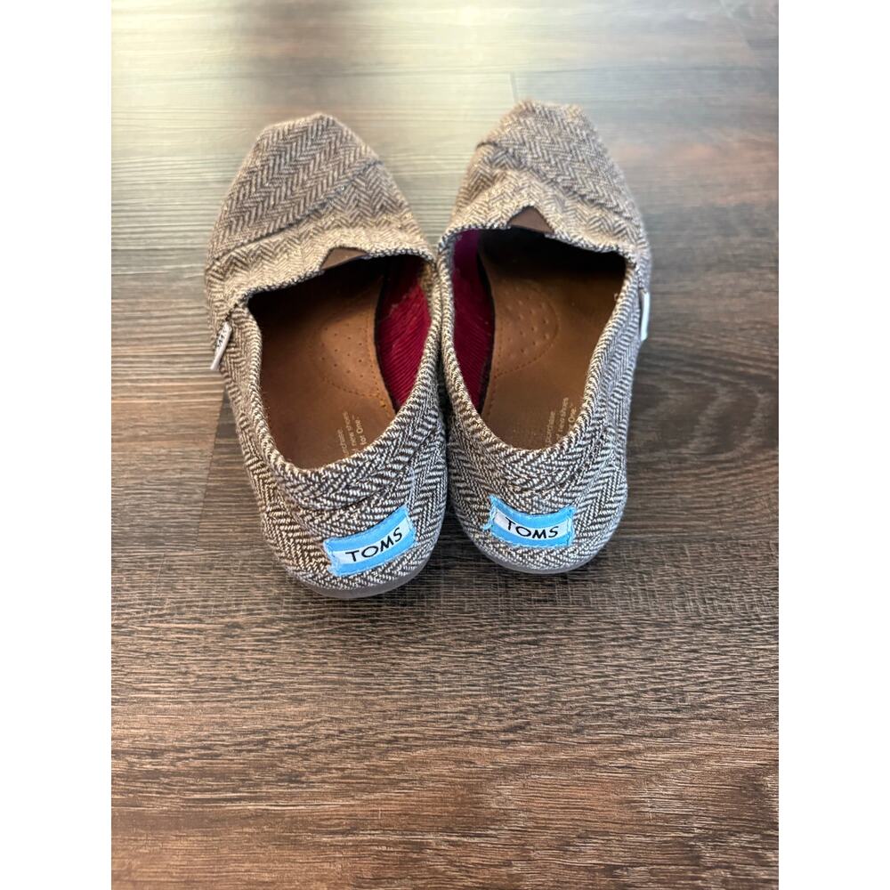 TOMS Women's Classics in the Brown Metallic Herringbone - Picture 5 of 6